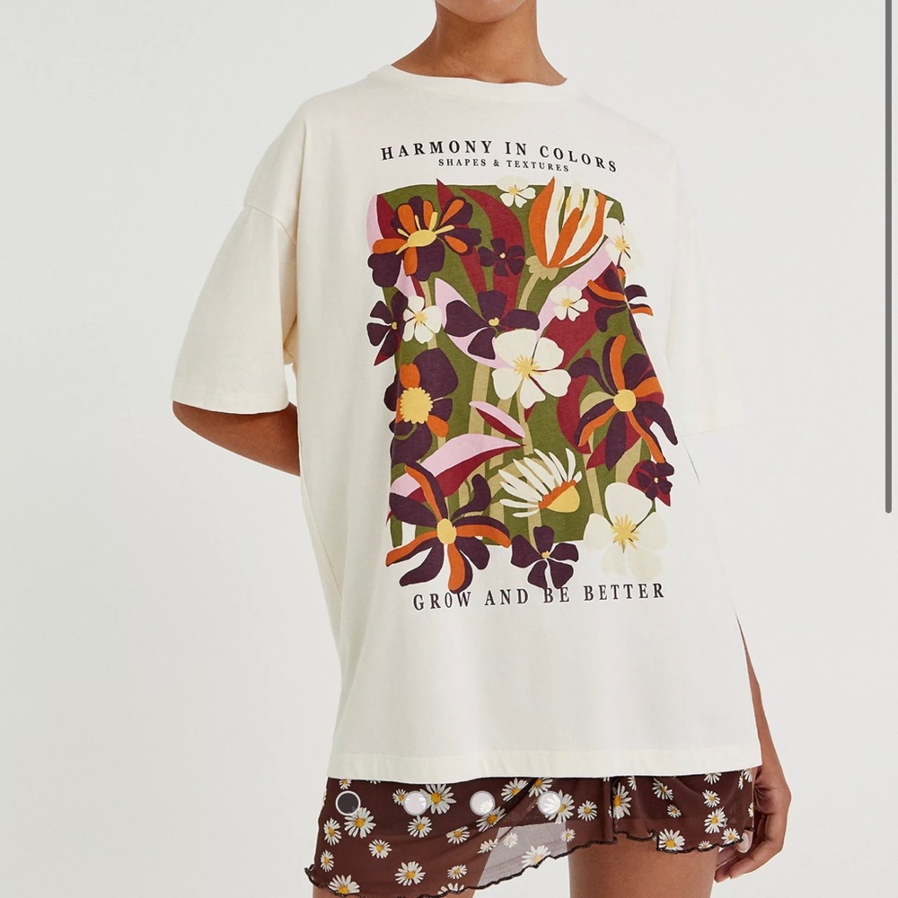 Pull & Bear Floral T-Shirt